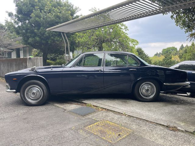 DAIMLER  1972 Image 31