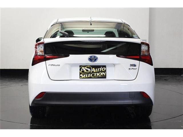 TOYOTA PRIUS 4WD 2020 Image 31