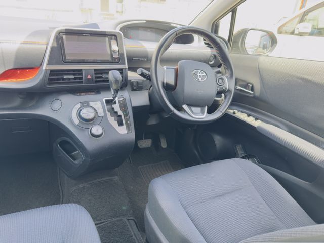 TOYOTA SIENTA 2016 Image 31