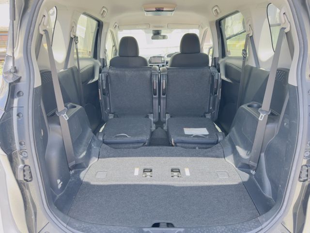 TOYOTA SIENTA 2016 Image 31