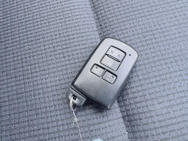 TOYOTA SIENTA 2016 Image 31