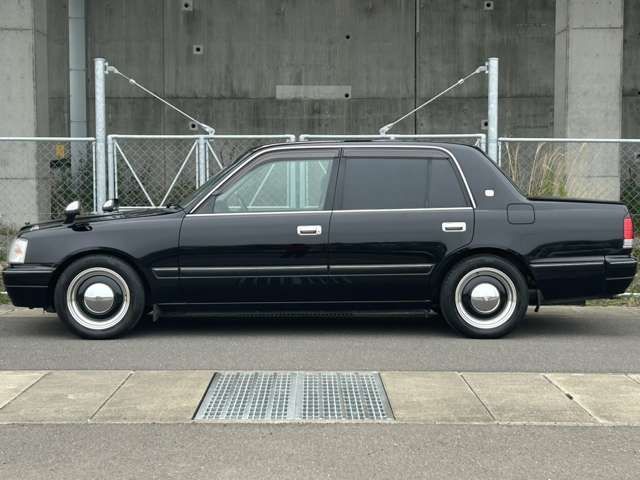 TOYOTA CROWN WIDE SEDAN 2003 Image 31