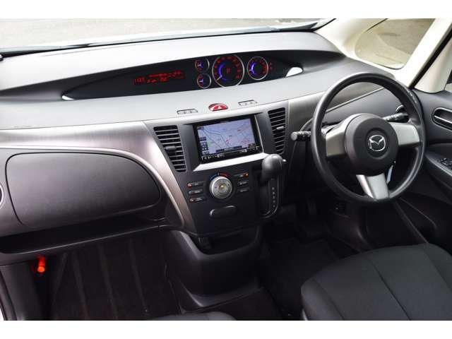 MAZDA BIANTE 2012 Image 31