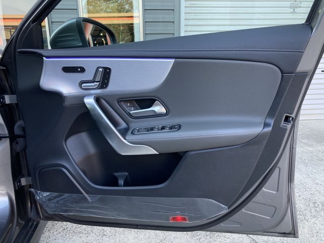 MERCEDES BENZ A CLAS 2019 Image 31