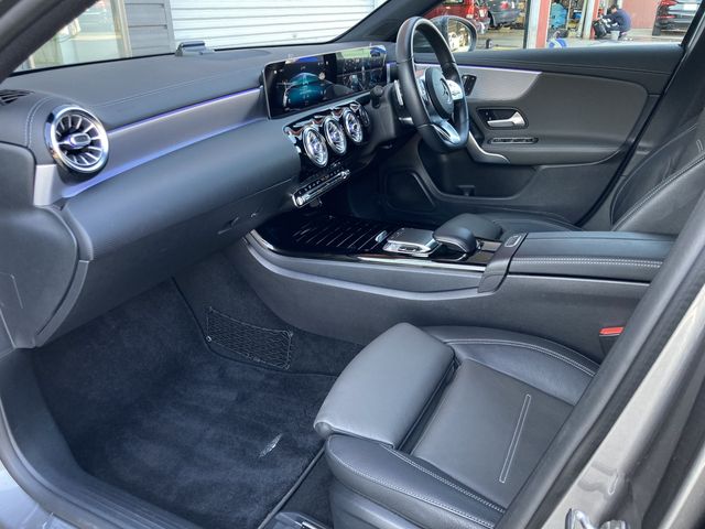 MERCEDES BENZ A CLAS 2019 Image 31