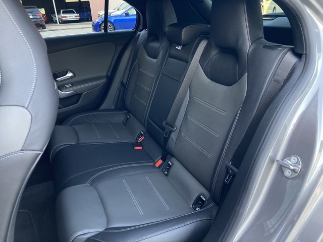 MERCEDES BENZ A CLAS 2019 Image 31