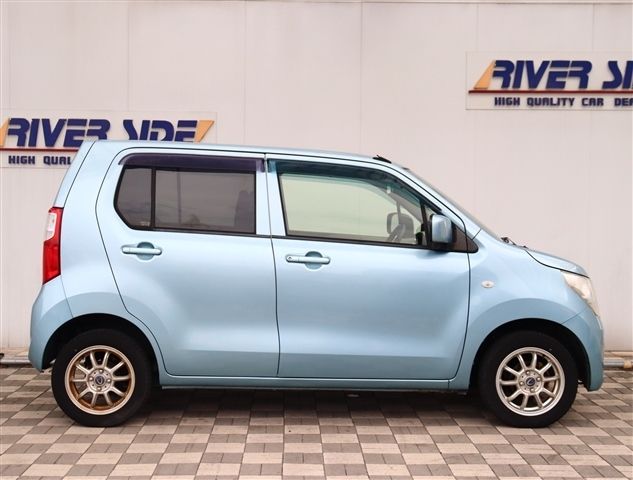SUZUKI WAGON R 2015 Image 31