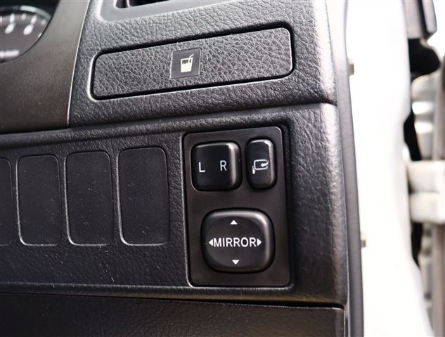 DAIHATSU MOVE CUSTOM 2003 Image 31