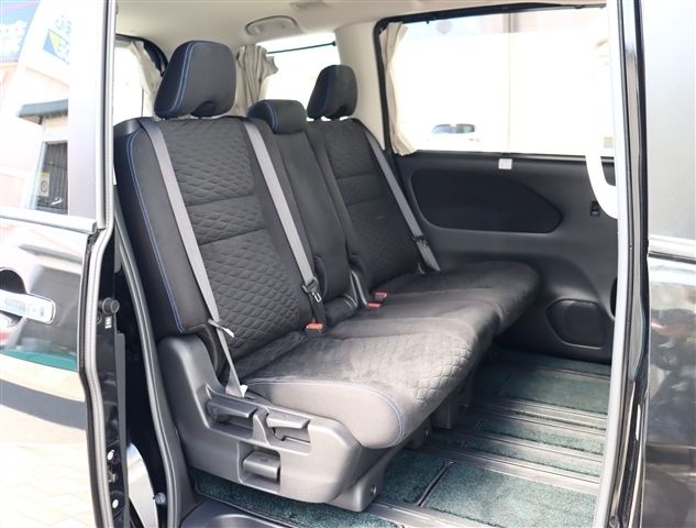 NISSAN SERENA  WG 4WD 2018 Image 31