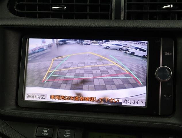 TOYOTA AQUA 2012 Image 31