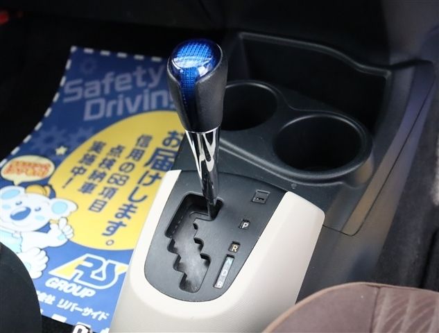 TOYOTA AQUA 2012 Image 31