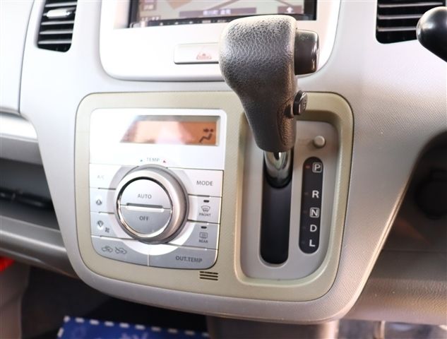 SUZUKI WAGON R 2010 Image 31