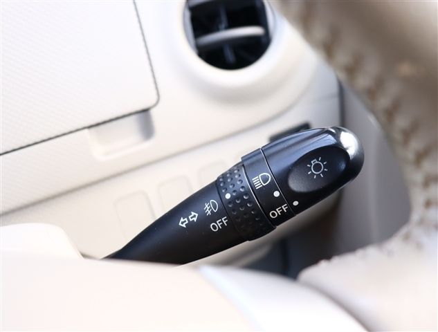 TOYOTA PORTE 2007 Image 31