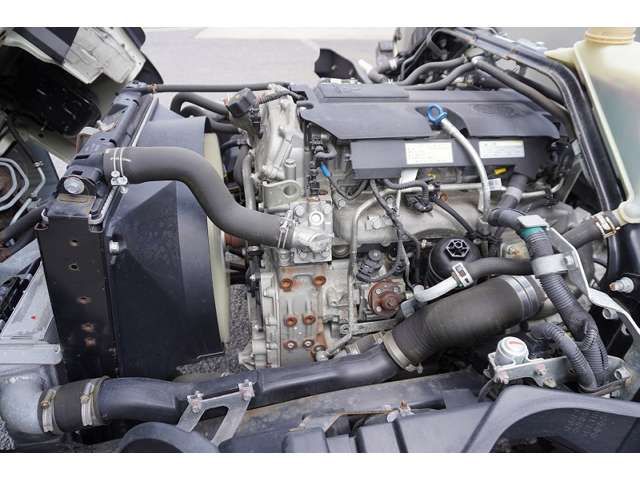 MITSUBISHI CANTER 2017 Image 31