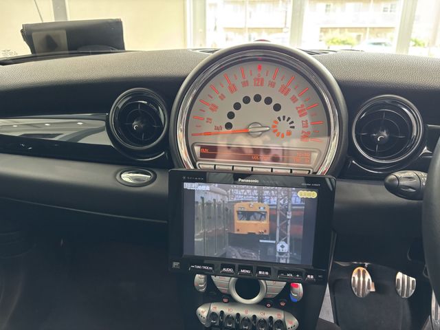 BMW BMW MINI COOPER S CL 2008 Image 31