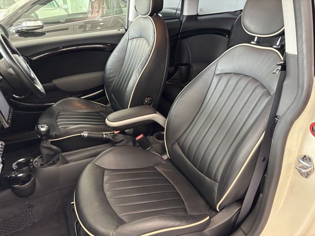 BMW BMW MINI COOPER S CL 2008 Image 31