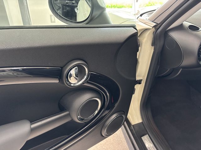 BMW BMW MINI COOPER S CL 2008 Image 31