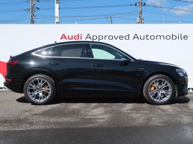 AUDI AUDI E-TRON SPORTBAC 2022 Image 31