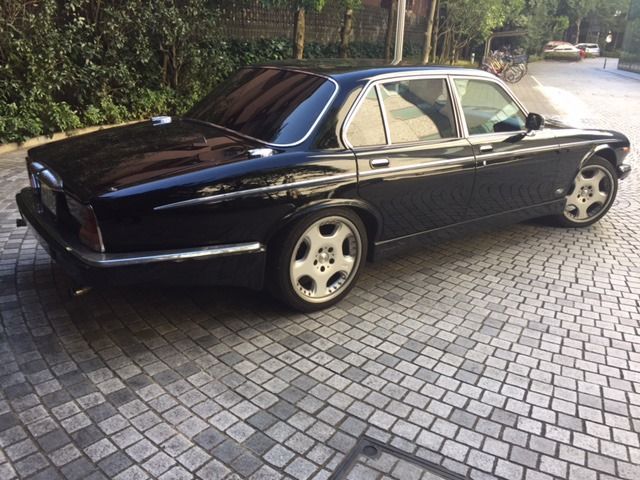 DAIMLER  1992 Image 31