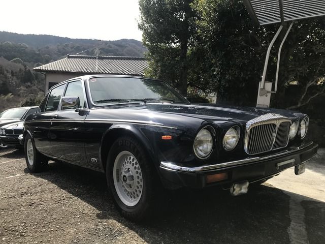 DAIMLER  1991 Image 31