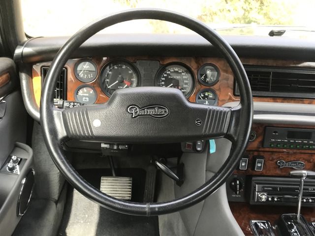 DAIMLER  1991 Image 31