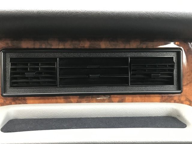 DAIMLER  1991 Image 31