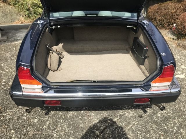 DAIMLER  1991 Image 31