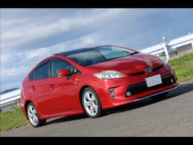 TOYOTA PRIUS 2013 Image 31