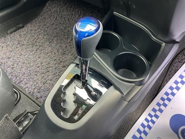 TOYOTA AQUA 2016 Image 31