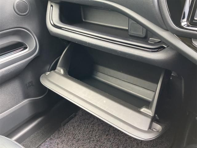 TOYOTA AQUA 2016 Image 31