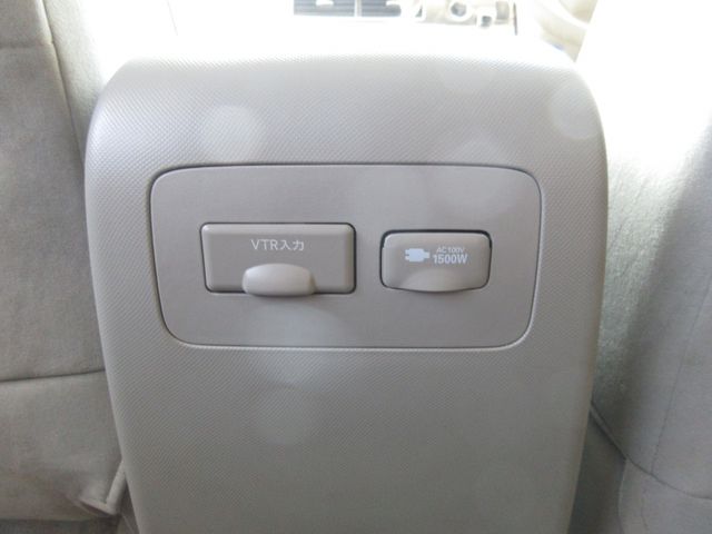 TOYOTA ESTIMA HYBRID 4WD 2006 Image 31