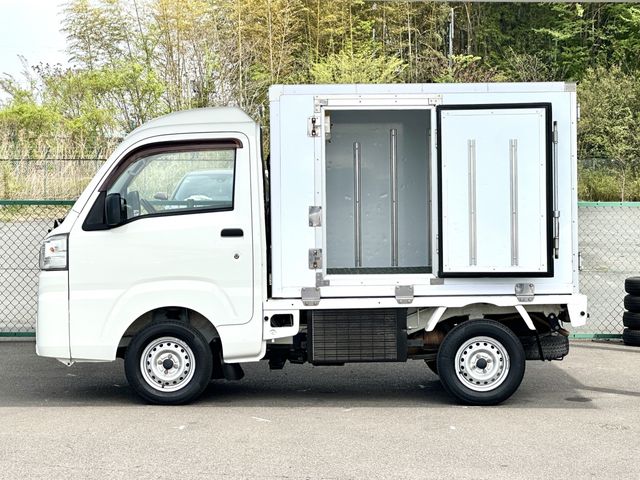 DAIHATSU HIJET TRUCK 2015 Image 31