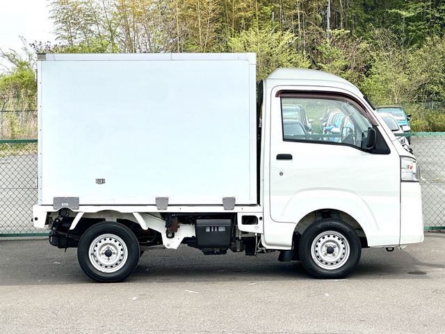 DAIHATSU HIJET TRUCK 2015 Image 31
