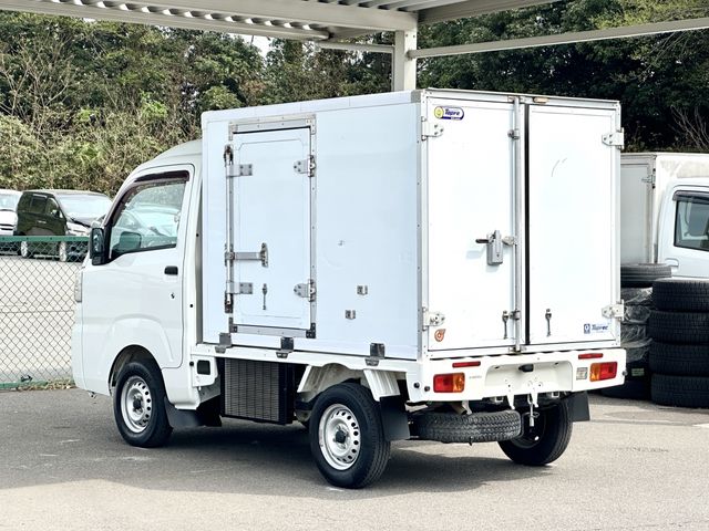 DAIHATSU HIJET TRUCK 2015 Image 31