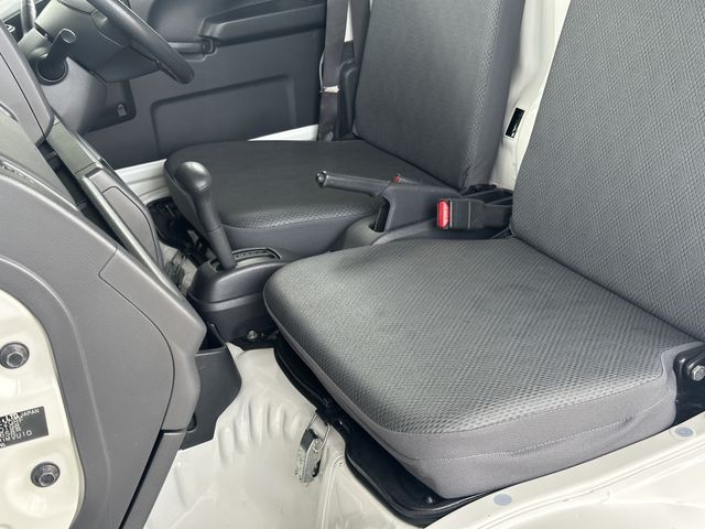 DAIHATSU HIJET TRUCK 2015 Image 31