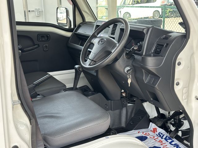 DAIHATSU HIJET TRUCK 2015 Image 31