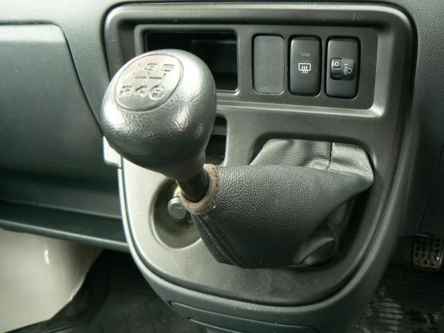 DAIHATSU HIJET CARGO 2015 Image 31