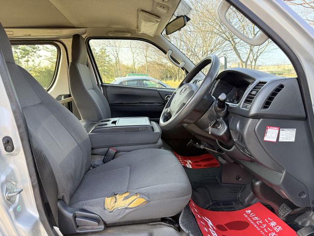 TOYOTA HIACE VAN 4WD 2014 Image 31