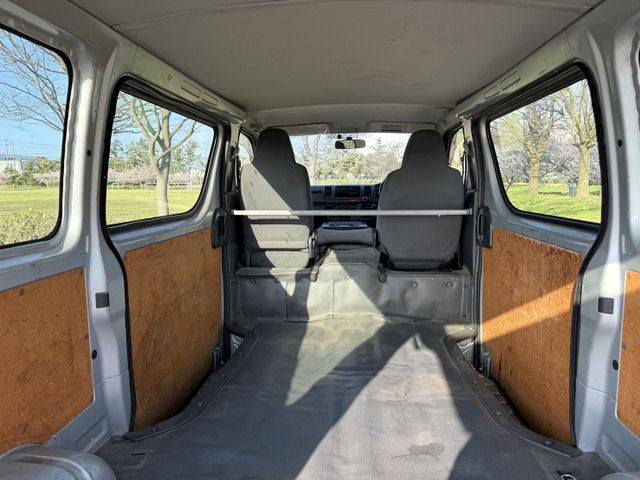 TOYOTA HIACE VAN 4WD 2014 Image 31