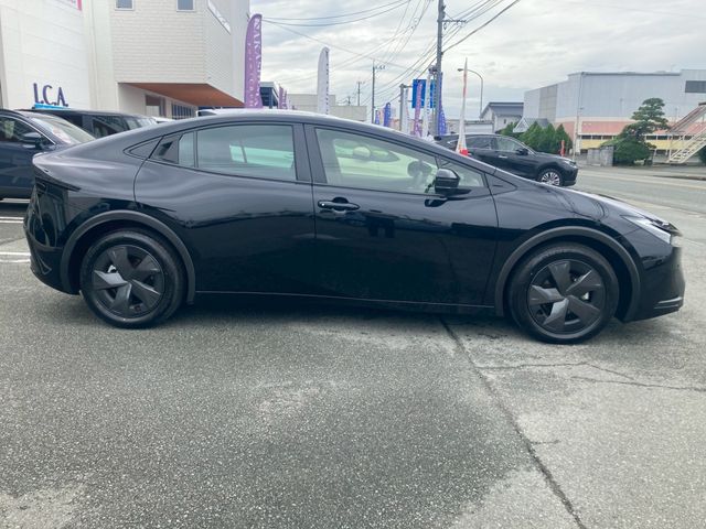 TOYOTA PRIUS 2024 Image 31