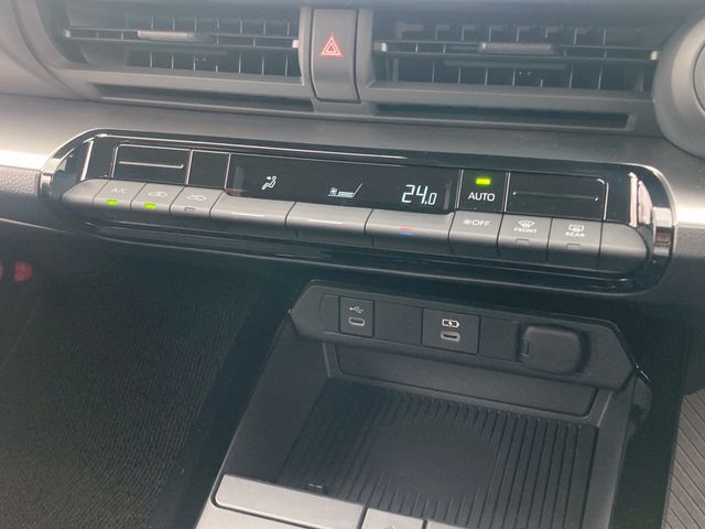 TOYOTA PRIUS 2024 Image 31