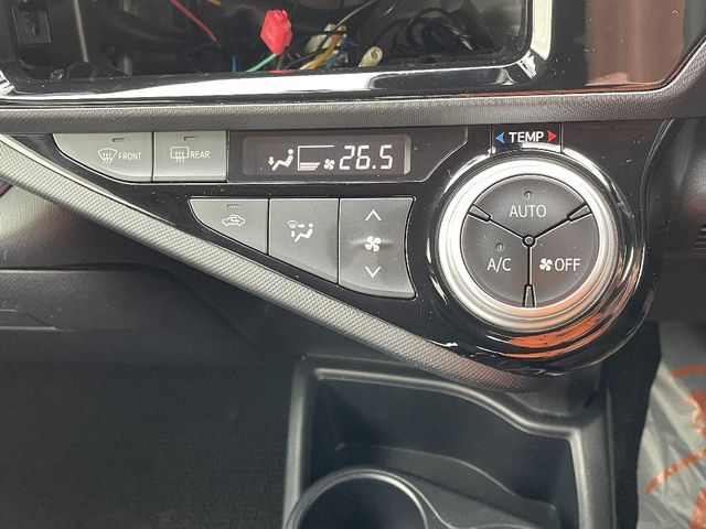 TOYOTA AQUA 2017 Image 31