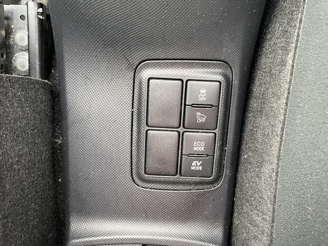 TOYOTA AQUA 2017 Image 31