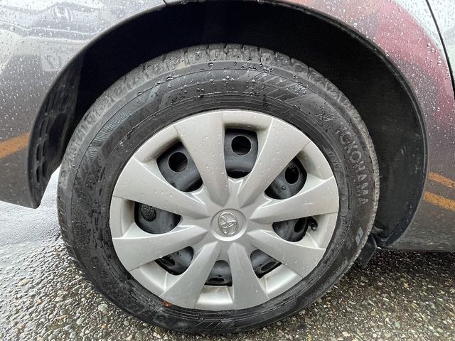 TOYOTA AQUA 2017 Image 31