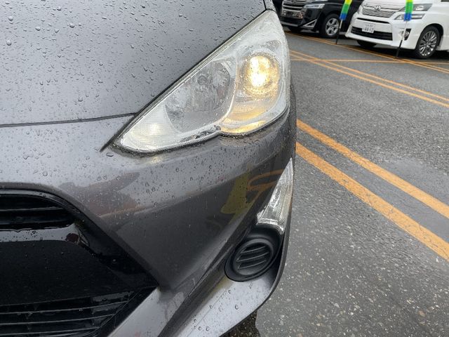 TOYOTA AQUA 2017 Image 31