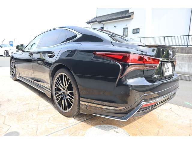 TOYOTA LEXUS LS500H 2021 Image 31