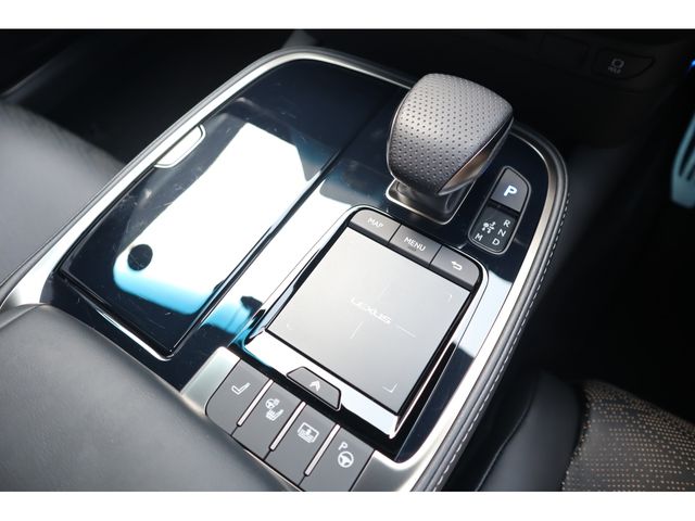 TOYOTA LEXUS LS500H 2021 Image 31