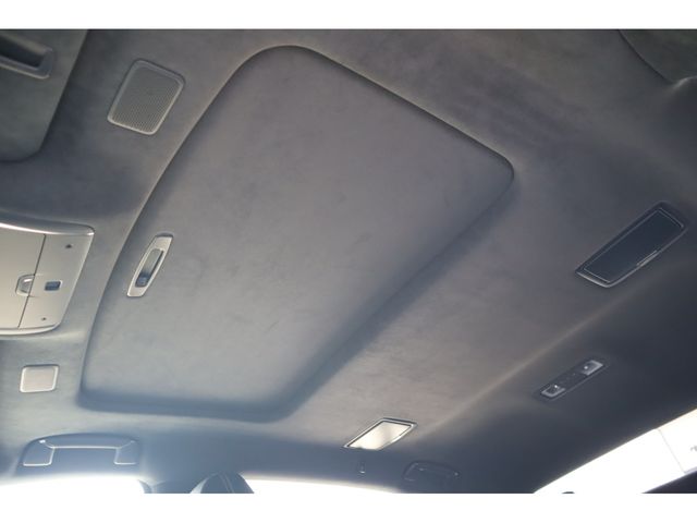 TOYOTA LEXUS LS500H 2021 Image 31