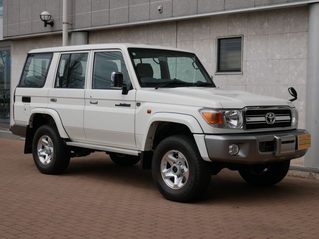 TOYOTA LANDCRUISER VAN 2014 Image 31