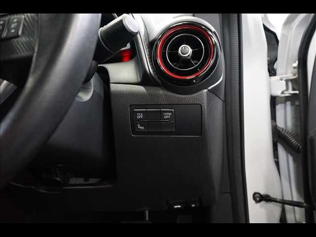 MAZDA CX-3 2015 Image 31